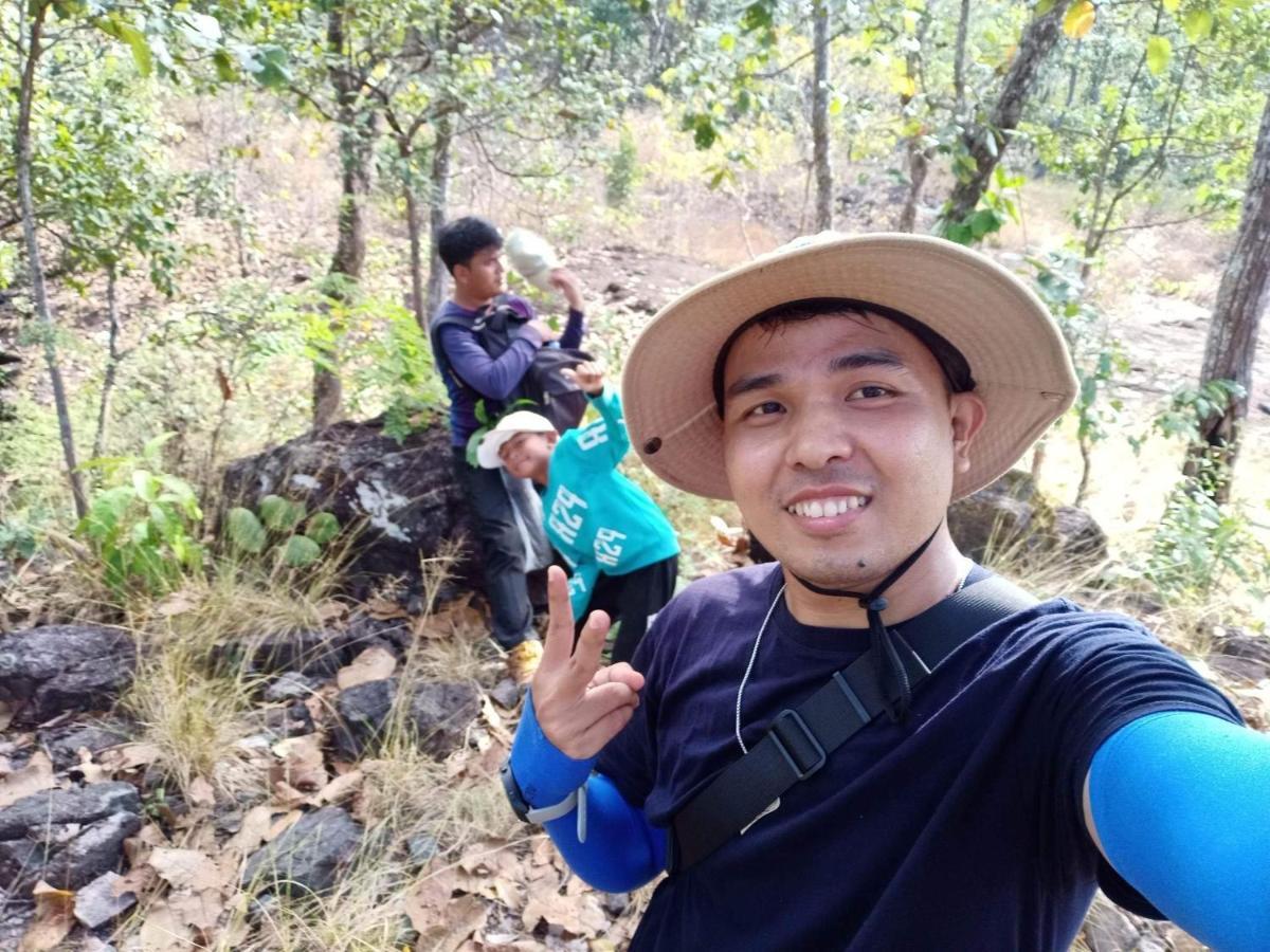 Bee Bee'S Chalets Home Stay And Trekking Banlung Exteriör bild
