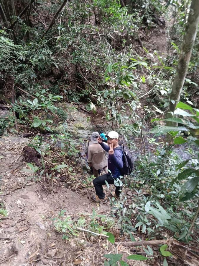 Bee Bee'S Chalets Home Stay And Trekking Banlung Exteriör bild