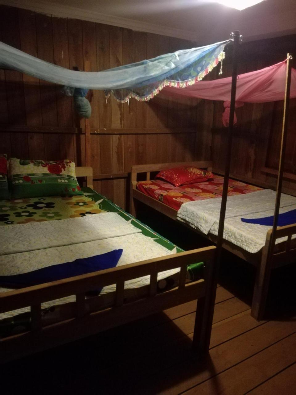 Bee Bee'S Chalets Home Stay And Trekking Banlung Exteriör bild